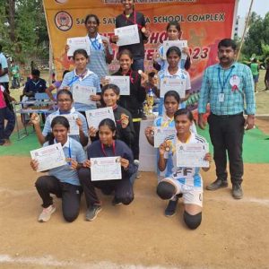 Mahitha, Pavithra, Gunalakshika and Oviya got a silver in 4x100m relay at the district level in the Sahodaya events held at Glaze Brooke CBSE School, Salem.